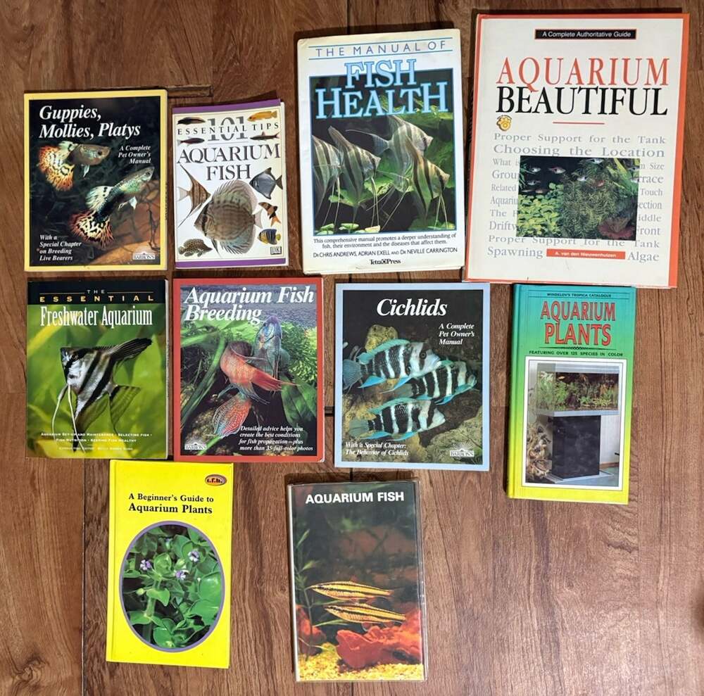LOT OF 10 Aquarium Fish & Plants Books Guides Care Feeding Cichlids TFH Barron